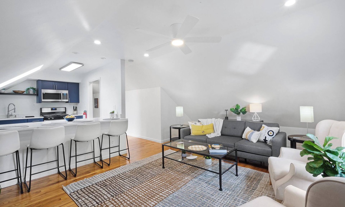 Montclair Apartment | 1 BR, clean, classy, convenient in Montclair. Quiet, walk to train, restaurants