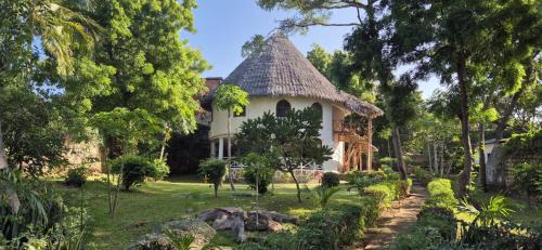 Malindi Marine National Park House | Bluemoon Studio