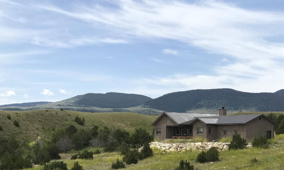 Shining Mountains House | Juniper House-Located south of Ennis on 9 acres, views of the Madison Valley