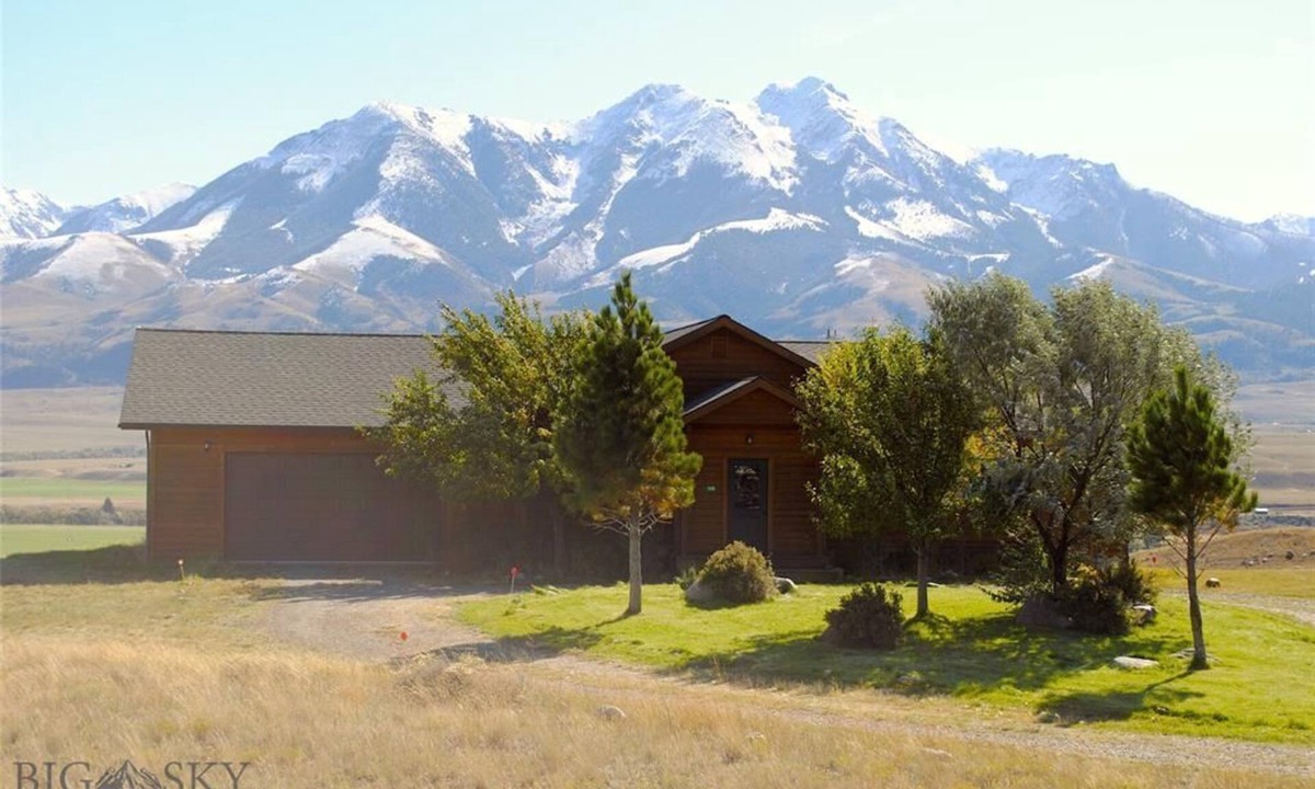 Emigrant Villa | Luxury 4 bed/3.5 bath villa, 30 min to Yellowstone Park