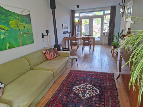 De Hoven Apartment | Sfeervolle woning dichtbij centrum Deventer