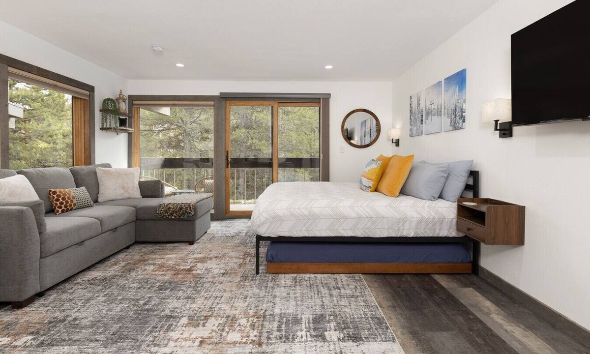 Big Sky Condo | Slope-Side Stillwater Studio #1032 Resort Base Area