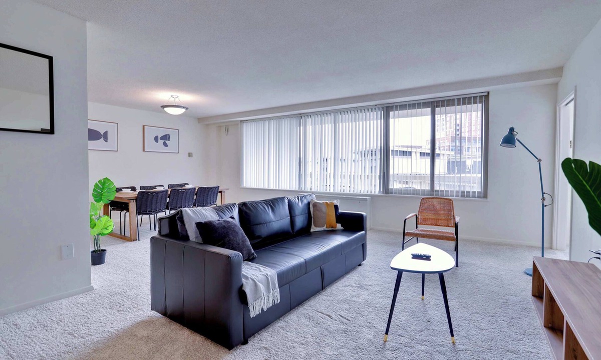 Aurora Highlands Apartment | Steps from Metro & Pentagon City Mall