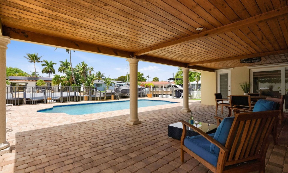 Pompano Beach House | Waterfront Home at Bella Acqua – Heated Pool, Dock & Beach 5-Minutes Away