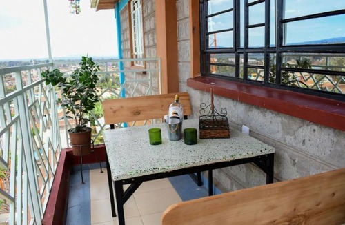 Nyeri Apartment | A+I Skyview- Rustic Chic Escape x5
