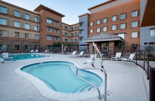 Scottsdale Apartment | Accessible 2BR Suite | Free Breakfast + Pool & BBQ