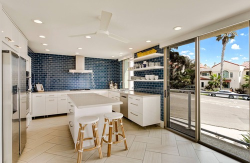 Village of La Jolla Condo | April 20th-May 21th SPECIAL 8500 FRONT ROW OCEAN VIEW
