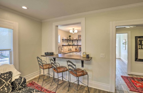 Perinton Apartment | Charming & Walkable Fairport Village Apartment!