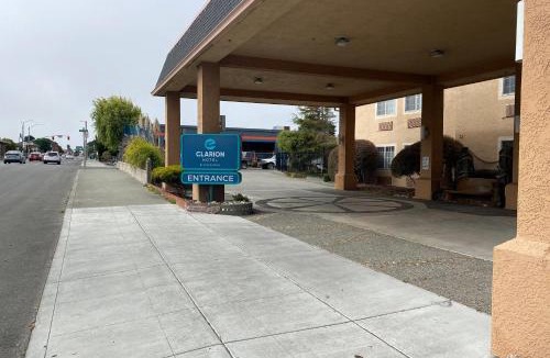 Eureka Hotel | Clarion Hotel By Humboldt Bay