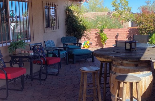 Pueblo Estates House | Enjoyable 2-bedroom house with AC in Green Valley, Nice covered patio.