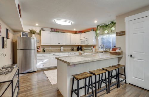 Bluffdale Apartment | Game Room + Hot Tub: Salt Lake City Area Apt