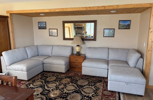Babb Apartment | Glacier View Loft at Duck Lake