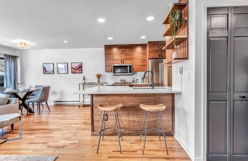 Central Boulder House | Go everywhere! Lovely Mapleton Hill townhome!