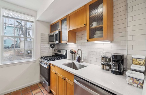 Foggy Bottom Apartment | Gorgeous small historic home next to GWU