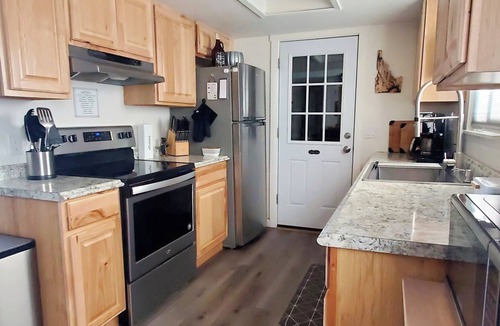 Challis House | High Desert Haven - A Beautiful 3 Bedroom Home with Optional RV Hookup!