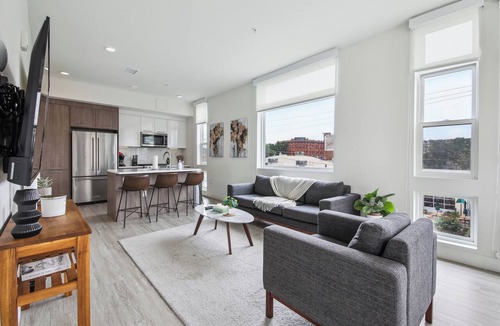 Highland Condo | Highline Hideaway | Corner 1BR LoHi Loft | Quiet | Dog-Friendly