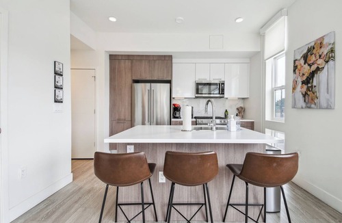 Highland Condo | Highline Hideaway | Corner 1BR LoHi Loft | Quiet | Dog-Friendly