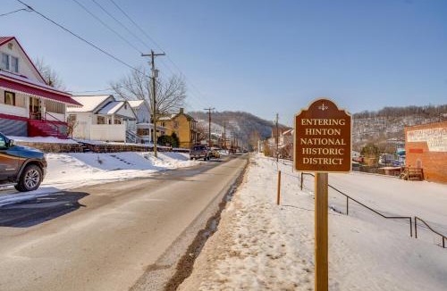 Bellepoint Apartment | Historic Hinton Gem: Walkable Luxury Near Dtwn!