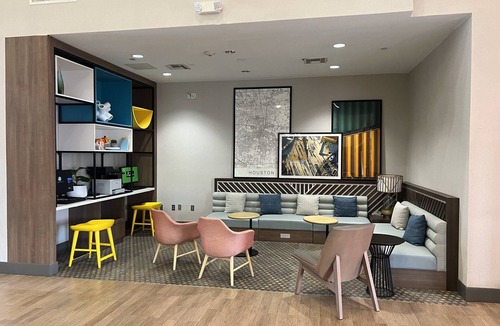 Channelview Hotel | Holiday Inn Houston East - Channelview by IHG
