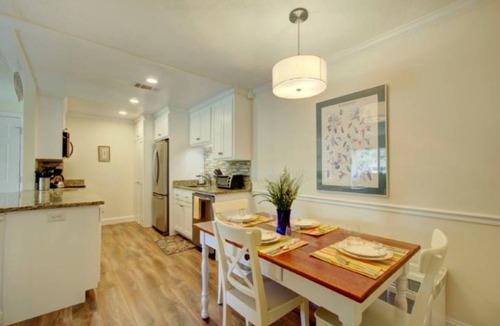Demere Park Condo | July still has open dates before school starts! Lower min night stays!