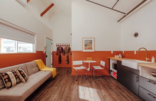 Del Norte Hotel | Mellow Moon Lodge