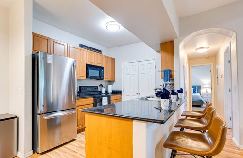 Parkwood Ranch Condo | Mesa Para Ti! Heated Pools, Garage And More!