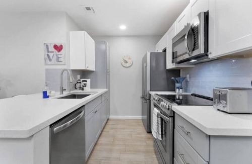 Tempe Apartment | Modern, chic condo in the heart of Tempe/ASU