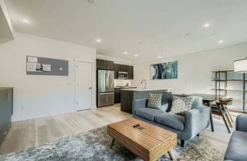 Willow Grove Condo | New Riverfront Home | Near Six Resorts Hot Tub!