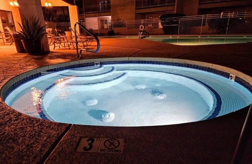 North Mountain Condo | Peaceful 2-bedroom condo - private lake, spa, pool, and pickleball!