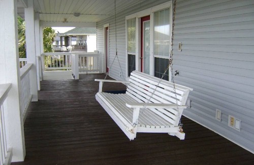 Crystal Beach Cabin | Pet-Friendly Vacation Rental with a Boat Slip on a Canal in Crystal Beach, Texas