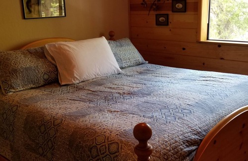 Strawberry Cabin | PinecrestAreaRentals #15 Beautiful family cabin.