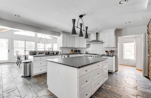 Lakeview House | Spectacular 5BR Home | Horse, Bike, Wine Country