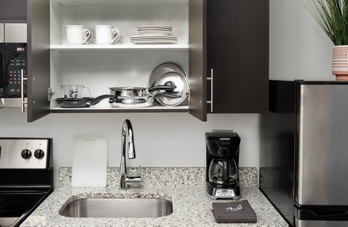 Webster Apartment | stayAPT Suites Houston NASA Clear Lake
