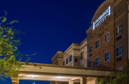 Gilbert Hotel | Staybridge Suites - Gilbert - East Mesa by IHG