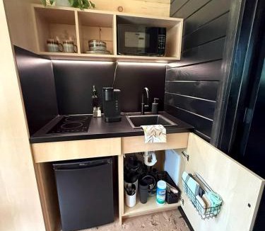 Quakertown House | Sycamore: Serene Studio Pod Tiny Home in 300-Acre Woodland near Quakertown Pennsylvania
