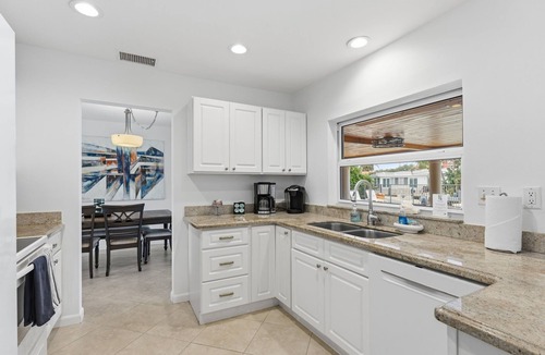 Pompano Beach House | Waterfront Home at Bella Acqua – Heated Pool, Dock & Beach 5-Minutes Away