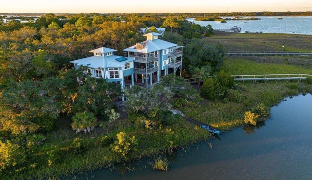 3 Story Haven! Fire Pit+kayaks~updated~360 Views!