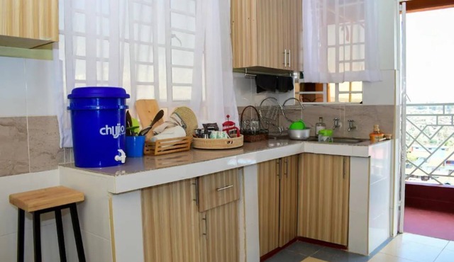 A+I Skyview- Rustic Chic Escape x5