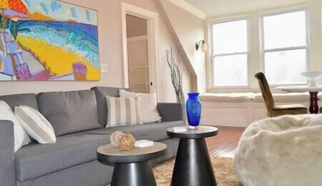 C &J Signature Stays 1864 Downtown Morristown Apartment
