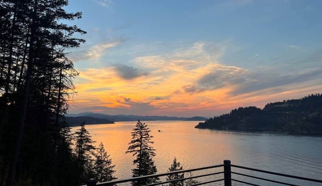 CDA Lakeview Escape