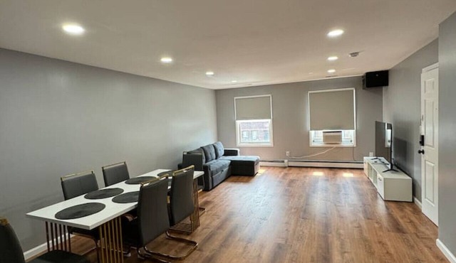 Cozy Home, Easy Access to NYC