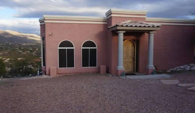 Custom 2 Bedroom Casita On a Ridge