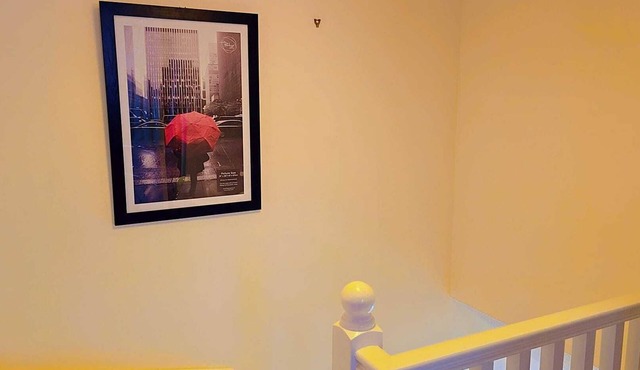 Experience Comfort and Style at Our Modern Luxury 3-Bedroom Guesthouse in Wigan"
