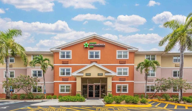 Extended Stay America Suites - West Palm Beach - Northpoint Corporate Park