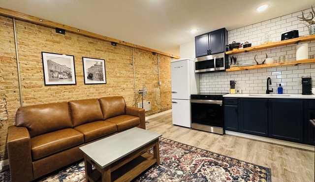 Fully Renovated, Historic Downtown Dillon Apartment