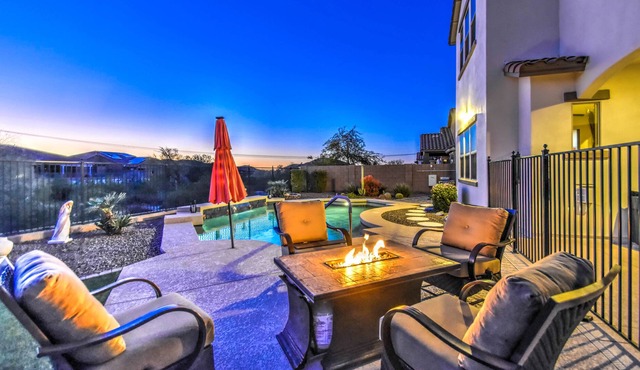 Large luxury Vacation Rental in Desirable Estrella Mountain Community