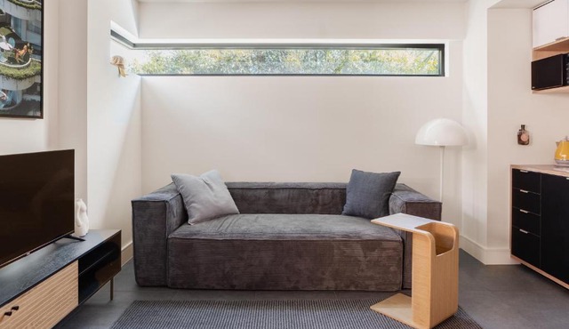 MAC Middle Park by Melbourne Apartment Collection
