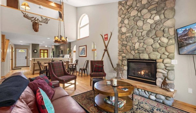 Mountain Harbor Huckleberry Haven, Condo 216