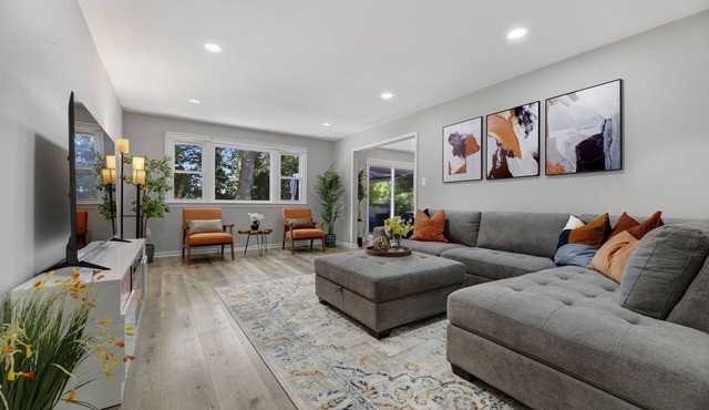 Oxon Hill Luxurious Entire Place Near 5 Min to MGM and National harbor.