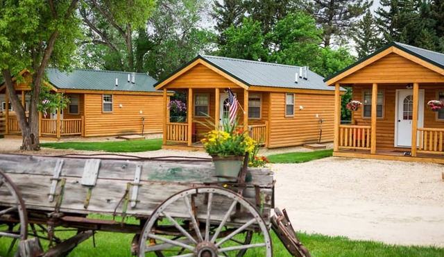 Rustic Ridge Cabins, Charming Retreat (3 Options!)